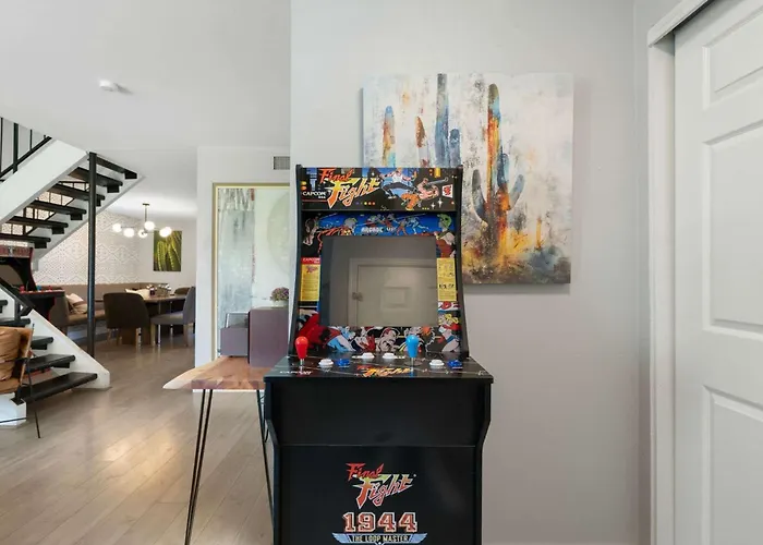 Stylish 4br Oasis Hot Tub Fire Pit & Arcade Ferienhaus *